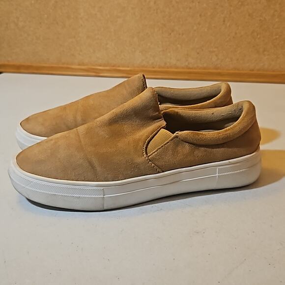 La Sheelah faux suede slip on loafers size 8 1/2 - Picture 5 of 7